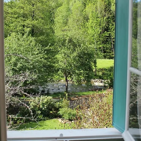 Maison Esmeralda D'hotes Et Bed & Breakfast Biert