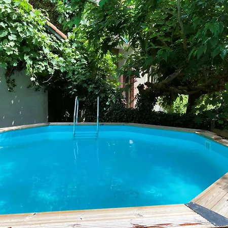 Bed & Breakfast Maison Esmeralda D'hotes Et Biert