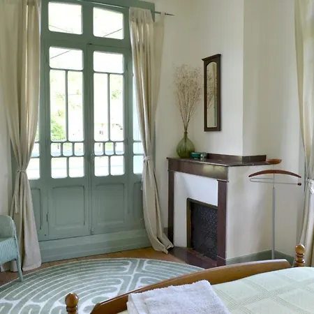 فندق مبيت وإفطار Maison Esmeralda D'hotes Et