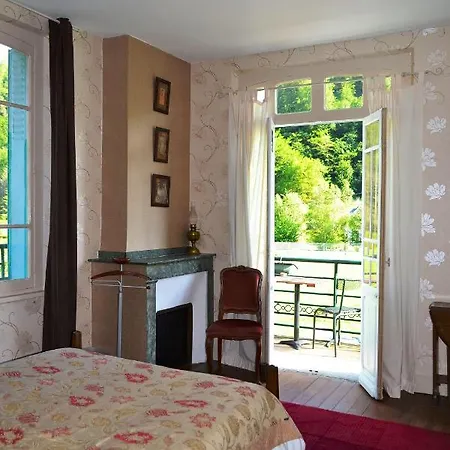 Nocleg ze śniadaniem Maison Esmeralda D'hotes Et Biert