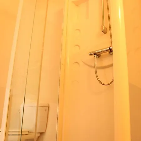 Nocleg ze śniadaniem Maison Esmeralda D'hotes Et 3*
