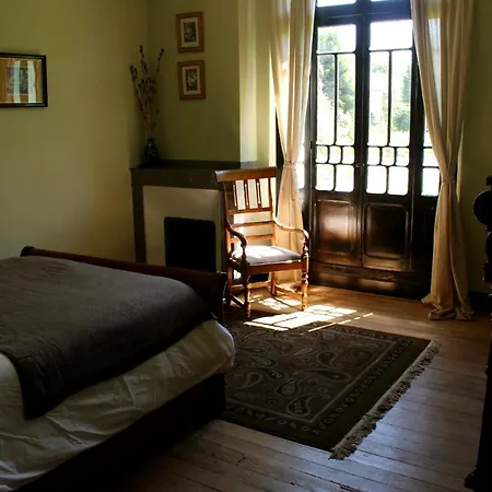 Maison Esmeralda D'hotes Et 3*