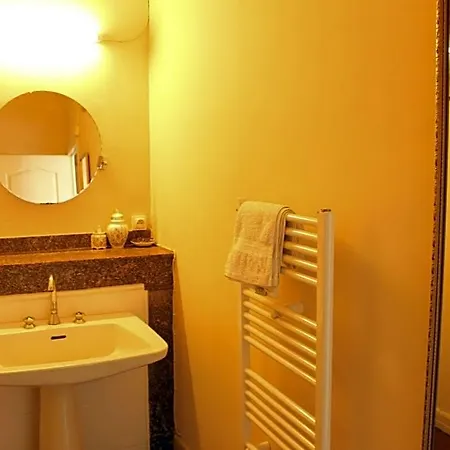 Maison Esmeralda D'hotes Et Nocleg ze śniadaniem Biert