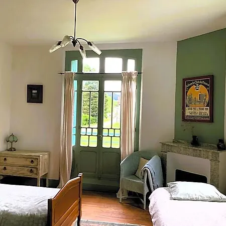 Maison Esmeralda D'hotes Et 3*